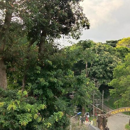 Floral Homestay Thekkady Εξωτερικό φωτογραφία